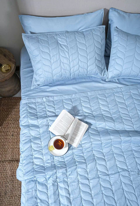 100% Cotton Bed Cover/Ac Quilt With Pillowcases- Sky Blue 300 TC (Leaf Pattern)