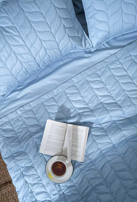 100% Cotton Bed Cover/Ac Quilt With Pillowcases- Sky Blue 300 TC (Leaf Pattern)