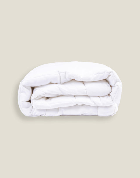 Medium Warm Microfiber Comforter - 250 GSM (Medium & Light Winters)