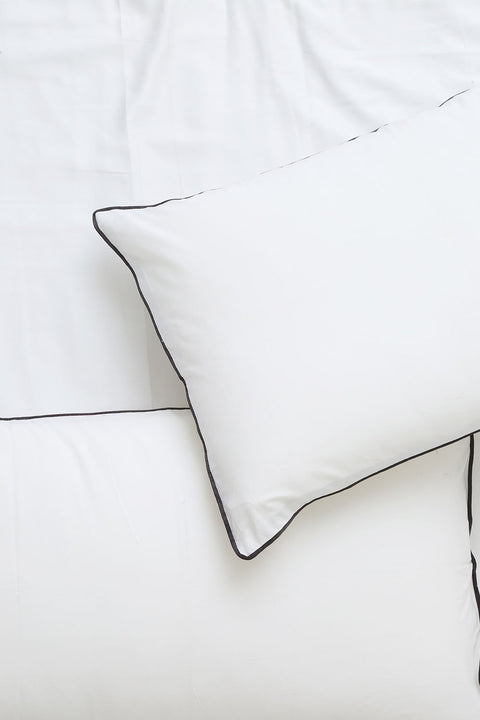 100% Organic Cotton Duvet Cover With Pillowcases- Black Piping (300 TC)