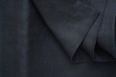 BLACK LINEN TABLE RUNNER