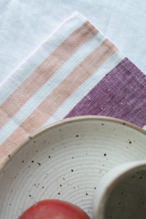 STRIPED LINEN TABLE RUNNER