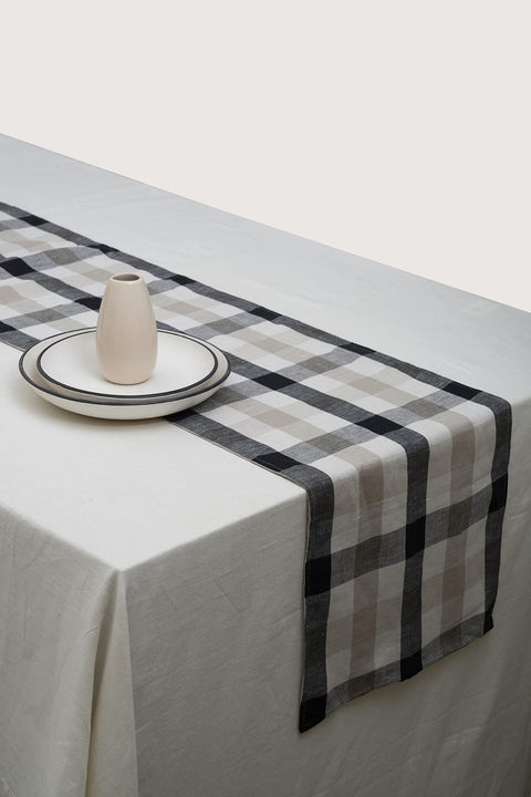 BLACK CHECKS LINEN TABLE RUNNER
