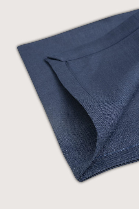 NAVY LINEN TABLE RUNNER