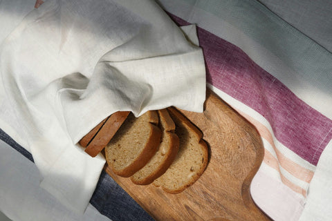 STRIPED LINEN TABLE RUNNER
