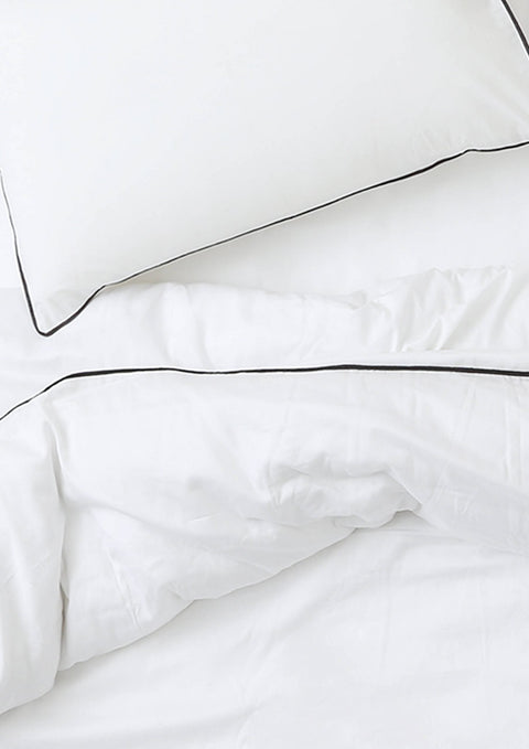 100% Organic Cotton Duvet Cover with Piping Details- White (300 TC)