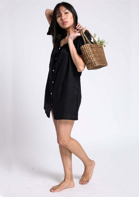 Ruffle Dress in - Black