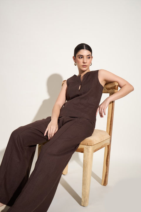 100% Linen Notch Neck Sleeveless Top – Mocha