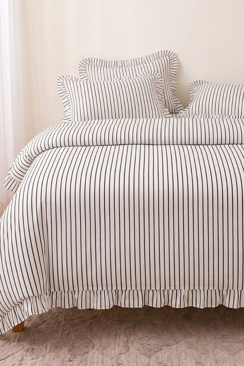 Black & White- 100% Organic Cotton Stripe Ruffle Duvet Cover With Pillowcases (300 TC)