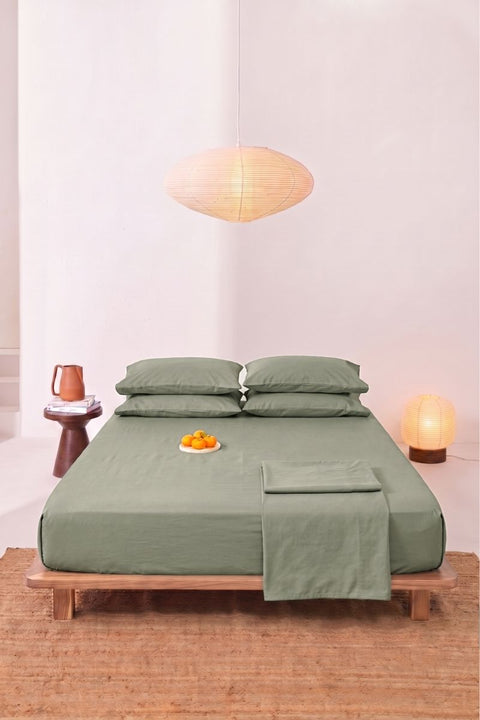 Desert sage- 100% Organic Cotton Bedsheet With Pillowcases- (300 TC)