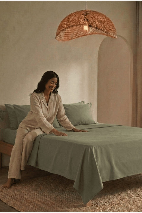 Meadow- 100% Organic Cotton Bedsheet With Pillowcases- (300 TC)