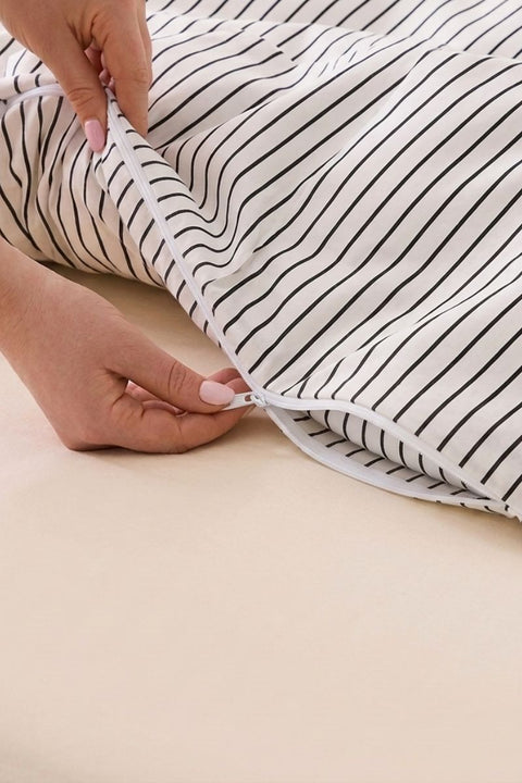 Black & White - 100% Organic Cotton Stripe Duvet Cover (300 TC)