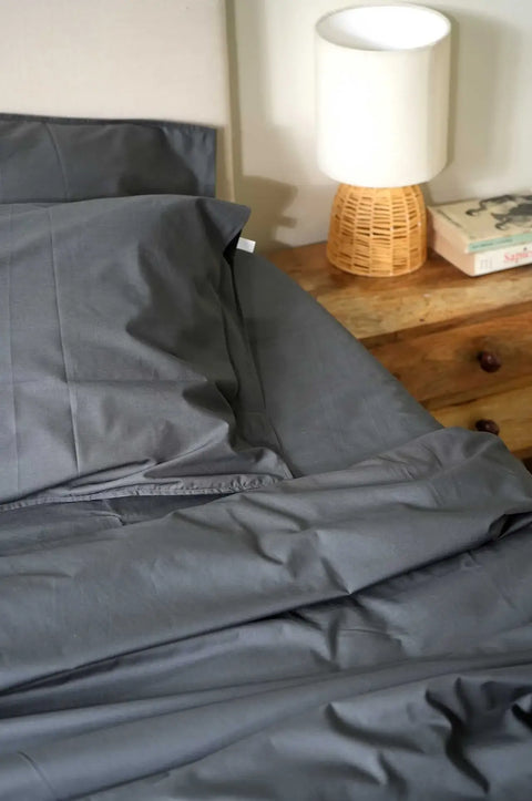100% Organic Cotton Duvet Cover With Pillowcases- Graphite (300 TC)