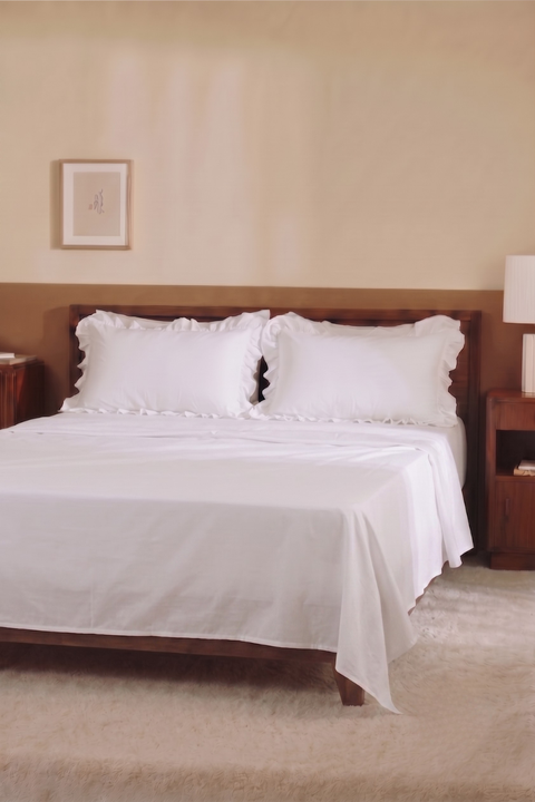 White 100% Organic Cotton Bedsheet With Ruffled Pillowcases (300TC)