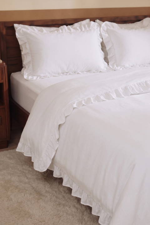 White - 100% Organic Cotton Duvet Cover With Ruffled Pillowcases (300 TC)