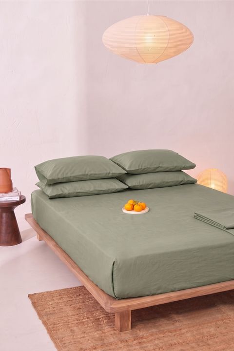 Desert sage- 100% Organic Cotton Bedsheet With Pillowcases- (300 TC)