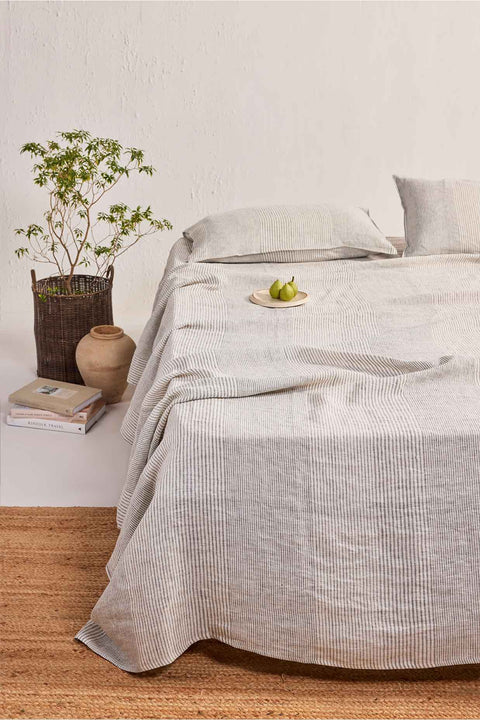 Vanilla Bean Stripe- 100% Linen Bedsheet with Pillow Covers