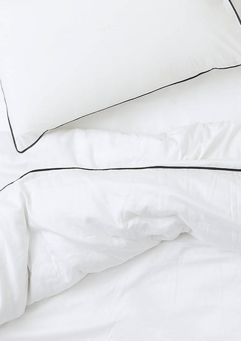 Pure cotton sateen Duvet cover with piping details- White